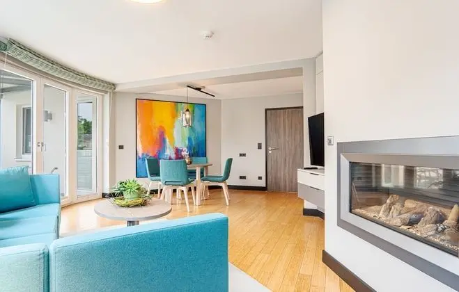 Apart Daire, 2 Yatak Odası (Two-Bedroom - Land Side)