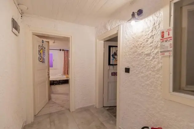 4 Kişilik Oda, Sokak Manzaralı, Giriş Katı