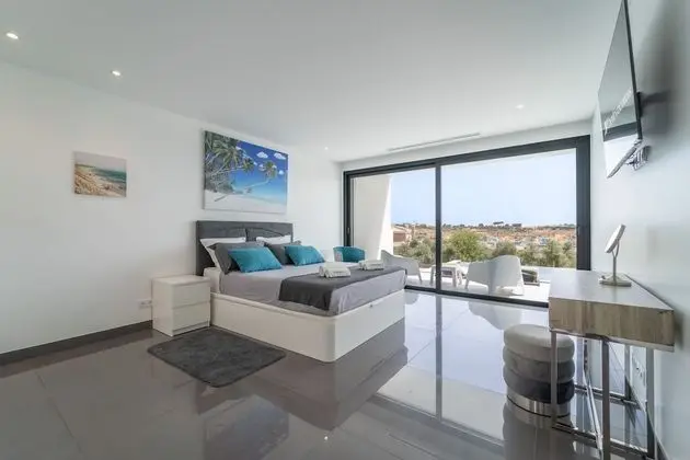 Luxury Villa, 5 Yatak Odası, Kısmi Deniz Manzarası, Havuz Kenarı