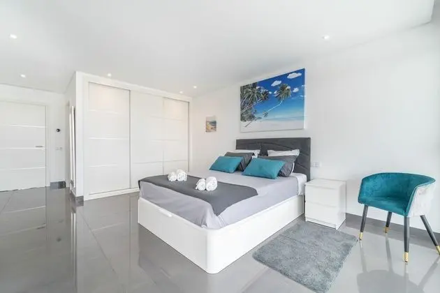 Luxury Villa, 5 Yatak Odası, Kısmi Deniz Manzarası, Havuz Kenarı