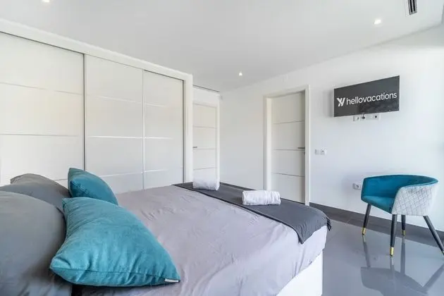 Luxury Villa, 5 Yatak Odası, Kısmi Deniz Manzarası, Havuz Kenarı