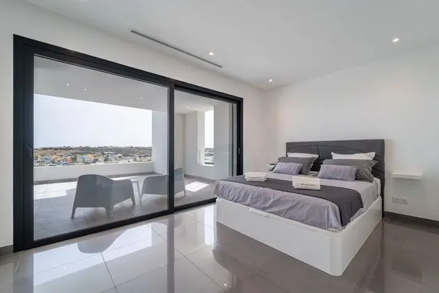 Luxury Villa, 5 Yatak Odası, Kısmi Deniz Manzarası, Havuz Kenarı