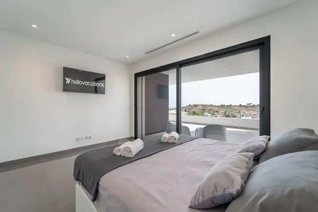 Luxury Villa, 5 Yatak Odası, Kısmi Deniz Manzarası, Havuz Kenarı