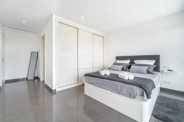 Luxury Villa, 5 Yatak Odası, Kısmi Deniz Manzarası, Havuz Kenarı