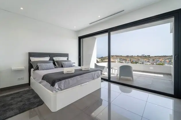 Luxury Villa, 5 Yatak Odası, Kısmi Deniz Manzarası, Havuz Kenarı