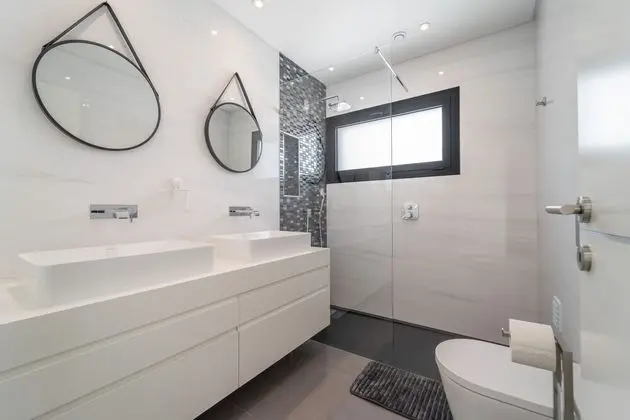 Luxury Villa, 5 Yatak Odası, Kısmi Deniz Manzarası, Havuz Kenarı