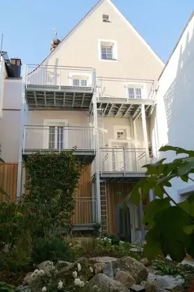 Tek Büyük Yataklı Oda, Balkon