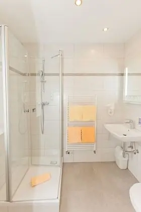 Superior Oda, Balkon