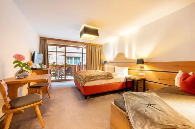 Classic Tek Büyük Yataklı Oda, Balkon, Dağ Manzaralı (Adlernest)