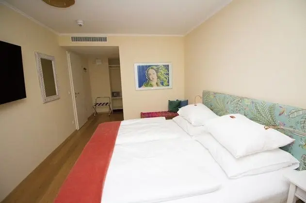 Comfort Büyük Yataklı Tek Kişilik Oda (Lido)