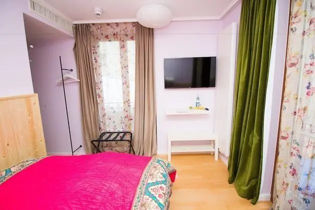 Standard Büyük Yataklı Tek Kişilik Oda (Capri)