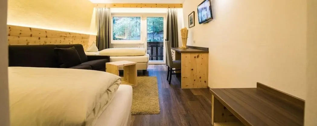 Comfort Tek Büyük Yataklı Oda