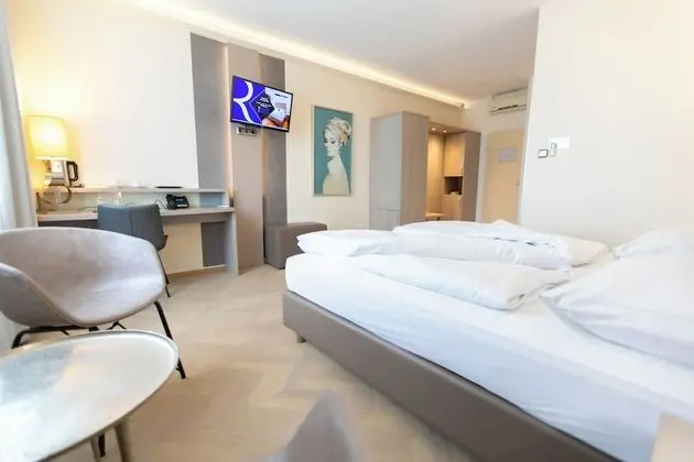 Business Tek Büyük veya İki Ayrı Yataklı Oda (air conditioning)