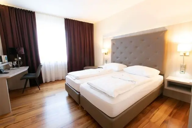 Business Tek Büyük veya İki Ayrı Yataklı Oda (air conditioning)