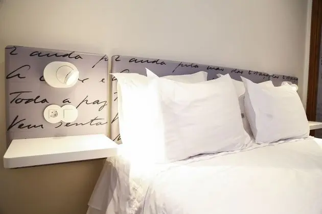 Tek Büyük Yataklı Oda (Patio View)