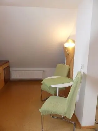 Ev
