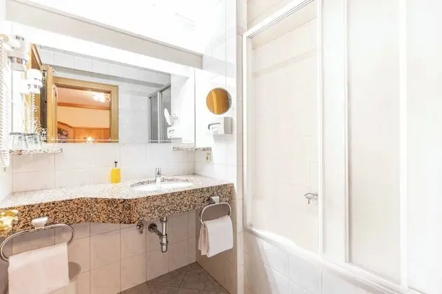 Superior Tek Büyük Yataklı Oda