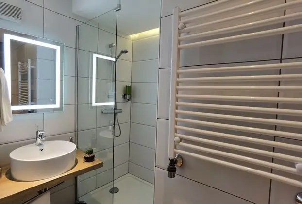 Tek Büyük Yataklı Oda, Balkon