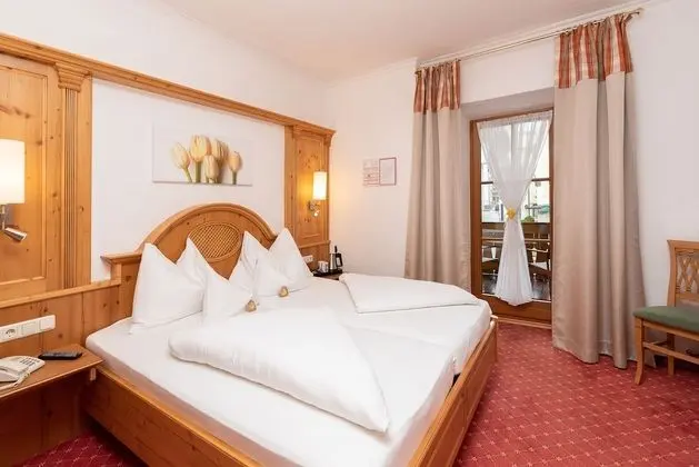 Basic Tek Büyük Yataklı Oda