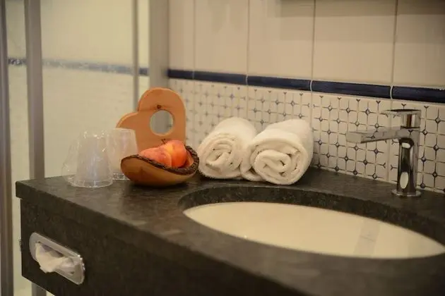 Basic Tek Büyük Yataklı Oda