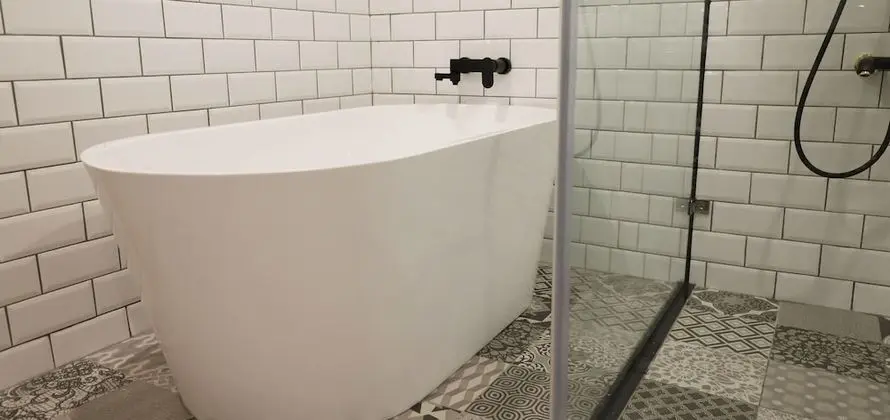 Deluxe Dört Kişilik Oda, Küvet