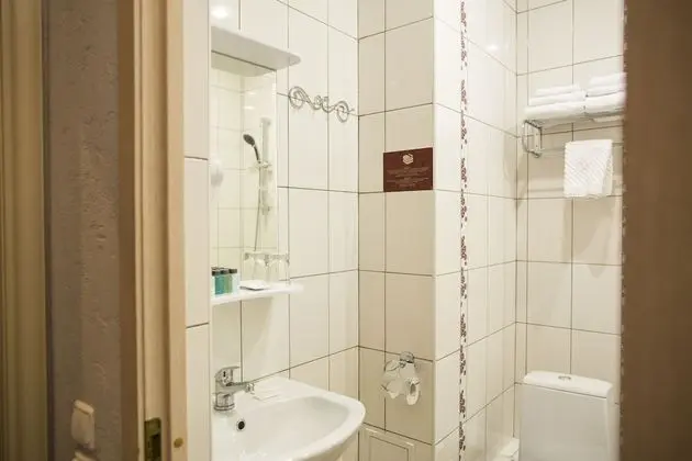 Standard Tek Büyük veya İki Ayrı Yataklı Oda