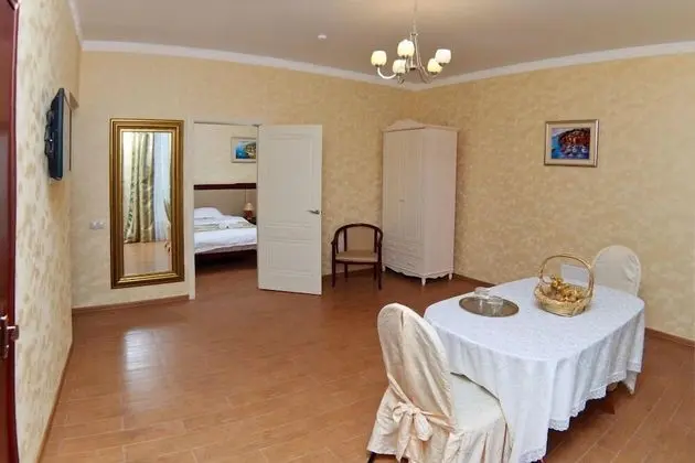 Deluxe Üç Kişilik Oda