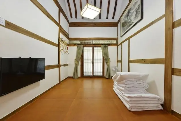 Traditional Tek Büyük Yataklı Oda (22sqm)