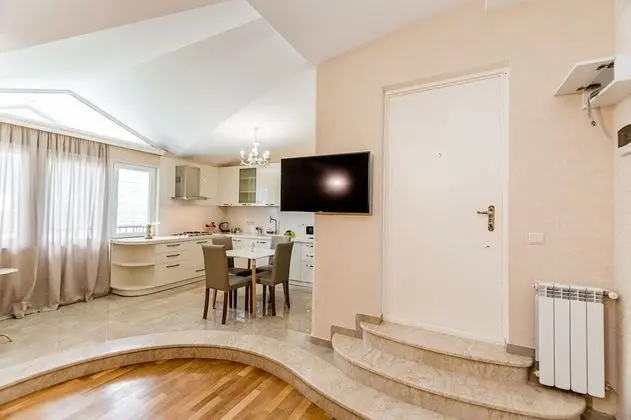Family Çatı Katı Süiti (Penthouse)