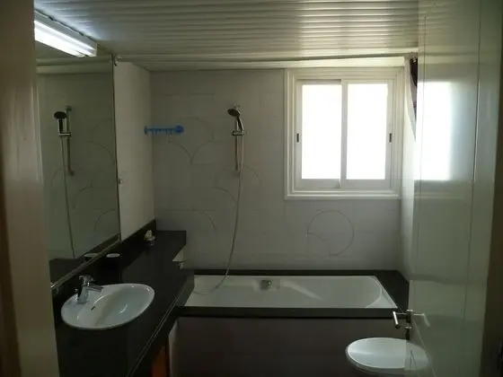 Ortak Ranzalı Oda, 1 Yatak Odası, Balkon
