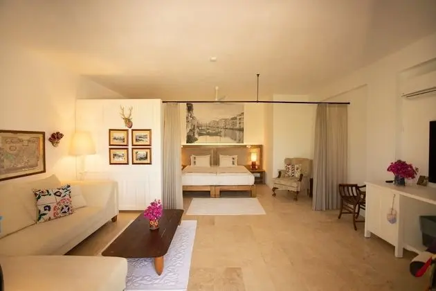 Presidential Room