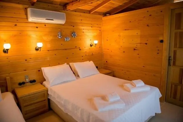 Bungalow, Kısmi Deniz Manzaralı, Balkonlu