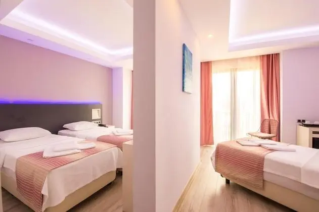 Standart Oda, Şehir Manzaralı