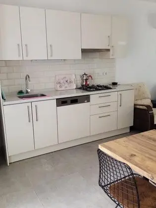 Daire-İki Yatak Odalı, Bahçe Manzaralı, Bahçe Katı
