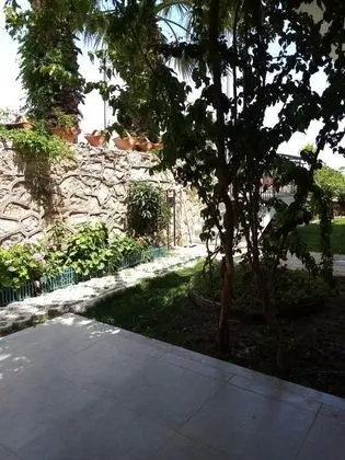 Daire-İki Yatak Odalı, Bahçe Manzaralı, Bahçe Katı