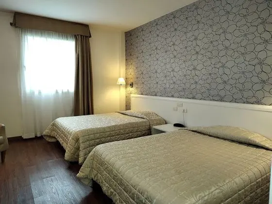 Standard Tek Büyük veya İki Ayrı Yataklı Oda