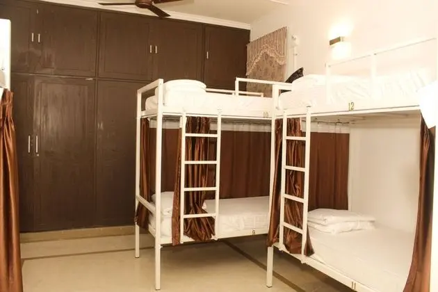 Deluxe Ortak Ranzalı Oda, Karma Ranzalı Oda