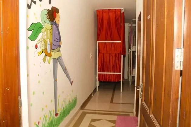 Superior Ortak Ranzalı Oda, Sadece kadınlar için