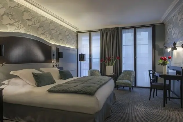 Deluxe Tek Büyük veya İki Ayrı Yataklı Oda