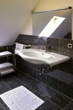 Standard Üç Kişilik Oda