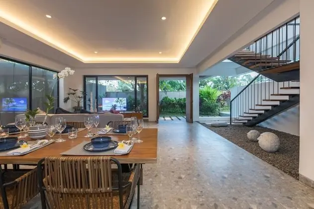 Luxury Villa, 3 Yatak Odası, Havuz Manzaralı