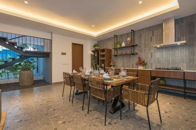 Luxury Villa, 3 Yatak Odası, Havuz Manzaralı