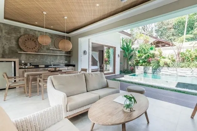 Villa, 3 Yatak Odası, Kişiye Özel Havuzlu