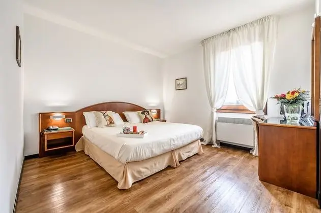 Standard Tek Büyük veya İki Ayrı Yataklı Oda
