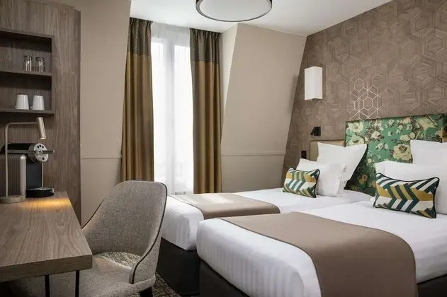 Superior Tek Büyük veya İki Ayrı Yataklı Oda