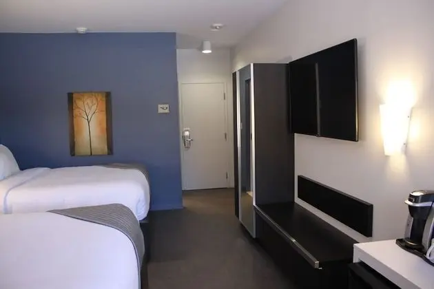 Standard Oda, 2 Büyük (Queen) Boy Yatak