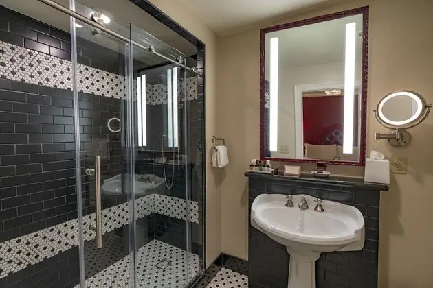 Standard Oda, Sigara İçilmez