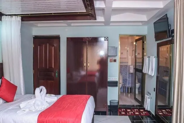 Deluxe Tek Büyük Yataklı Oda