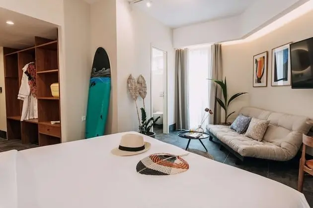 Üç Kişilik Oda