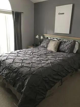 Ev, Birden Çok Yatak, Kişiye Özel Havuzlu (Laurel Ridge)